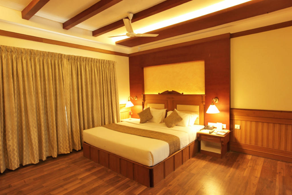 Hotel Airlink Castle Nedumbassery Esterno foto